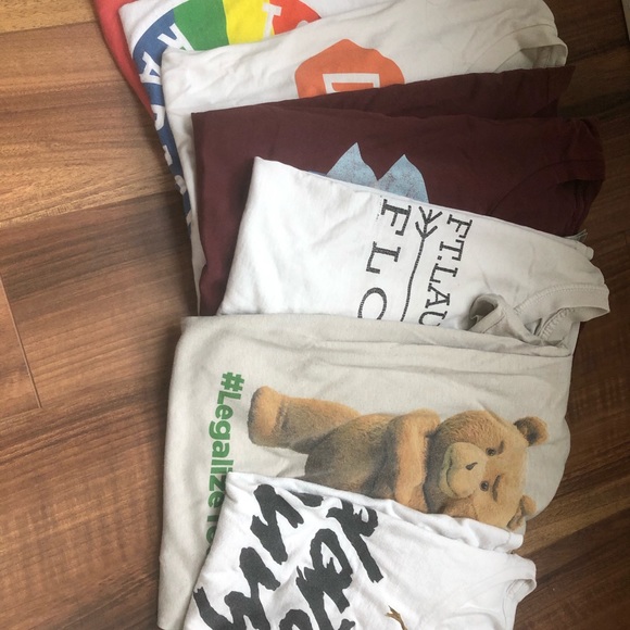 Multiple items on sale - Picture 6 of 8